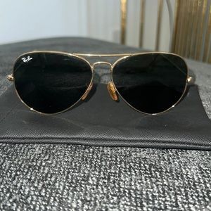 RAY-BAN
RB3026 Aviator Large Metal II